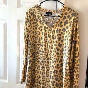 Med Simply Southern Leopard 🐆 Tunic